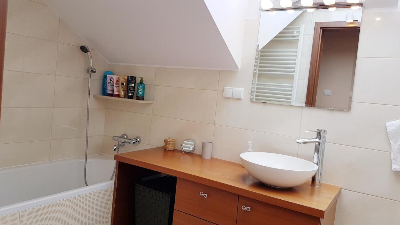 Inez Apartment คราคูฟ ภายนอก รูปภาพ
